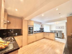 Photo 7- click for photo gallery